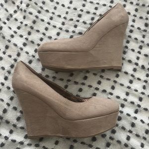 Madden Girl Nude wedges